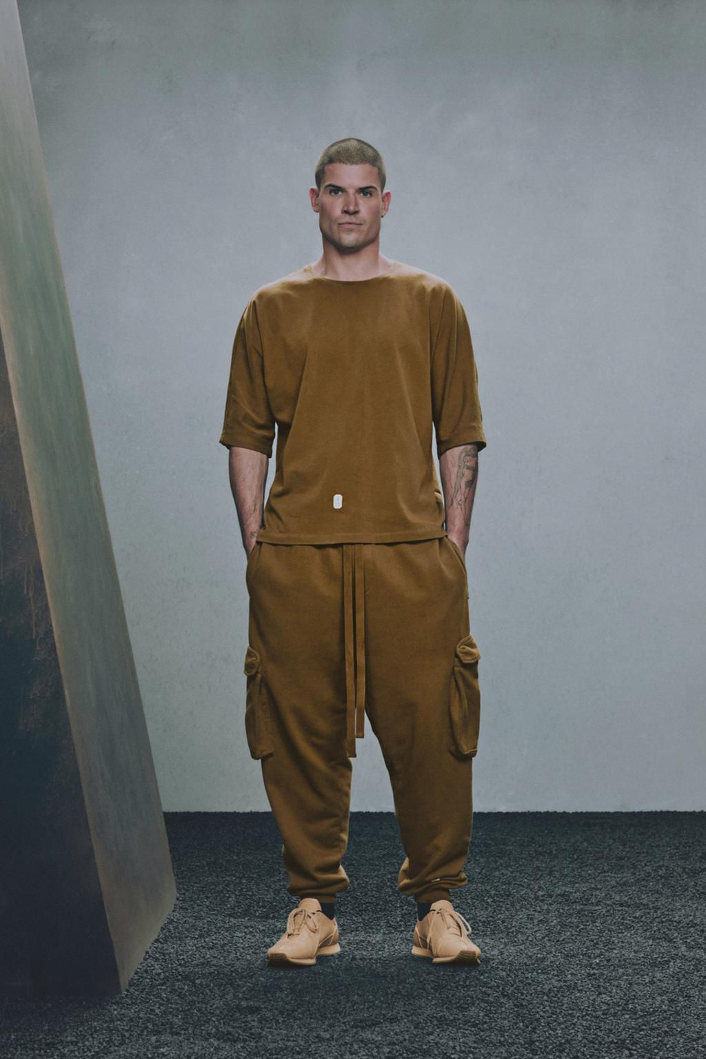 RELAXED FIT T-SHIRT X SR_A - Zara фото 10