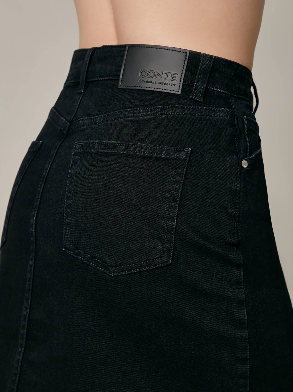 CONTE CON-612 Джинсовая юбка-mini на пуговицах с необработанным краем black black