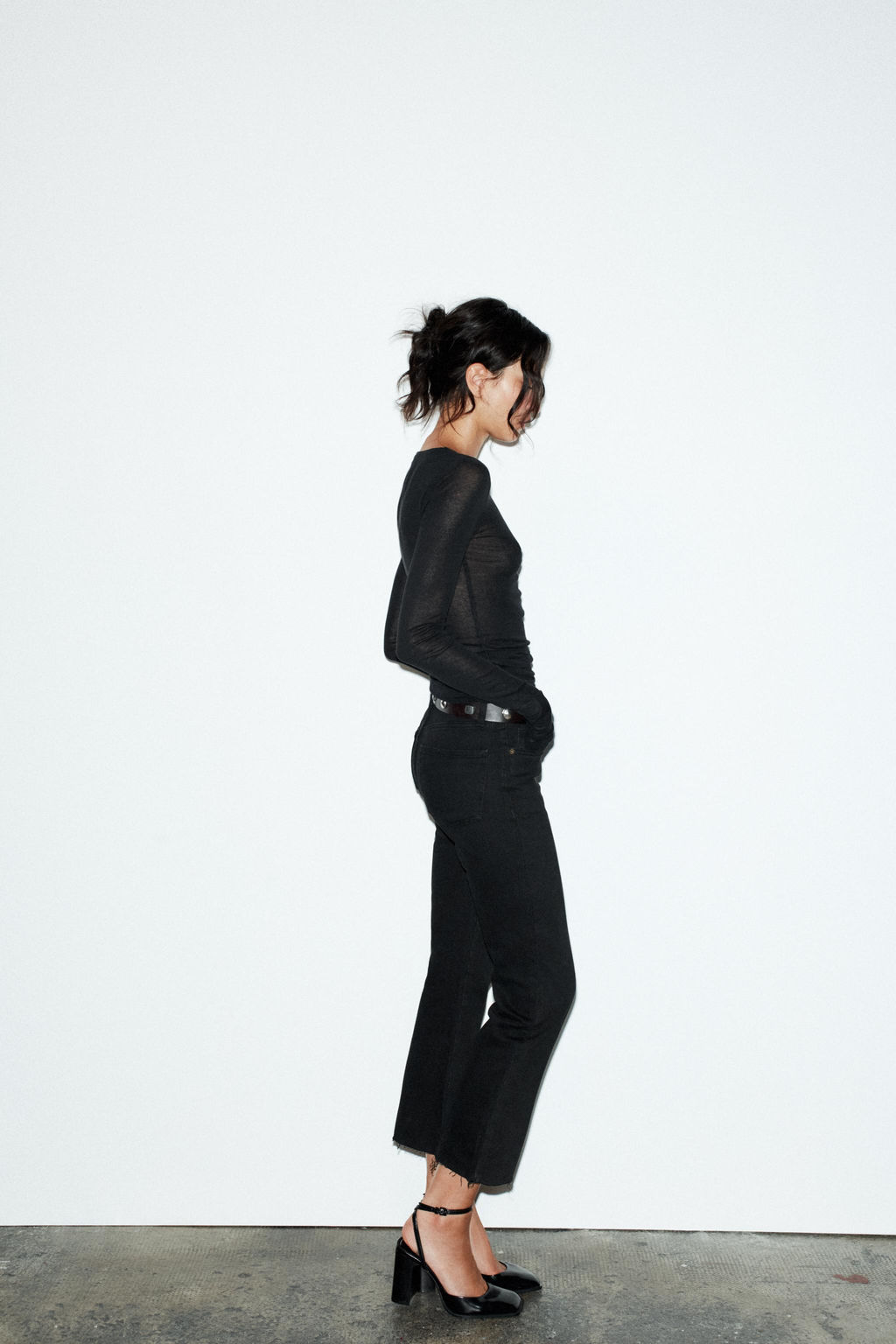 TRF HIGH-WAIST CROPPED FLARE JEANS - Zara фото 13