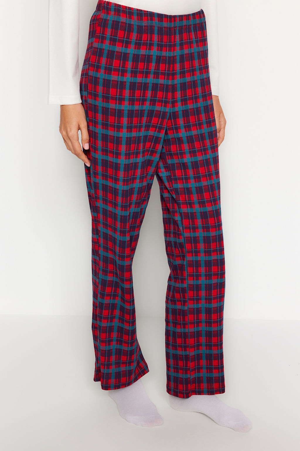 Trendyolmilla Beyaz %100 Pamuklu Ekoseli Cep Detayl? Orme Pijama Tak?m? THMAW24PT00228 фото 7