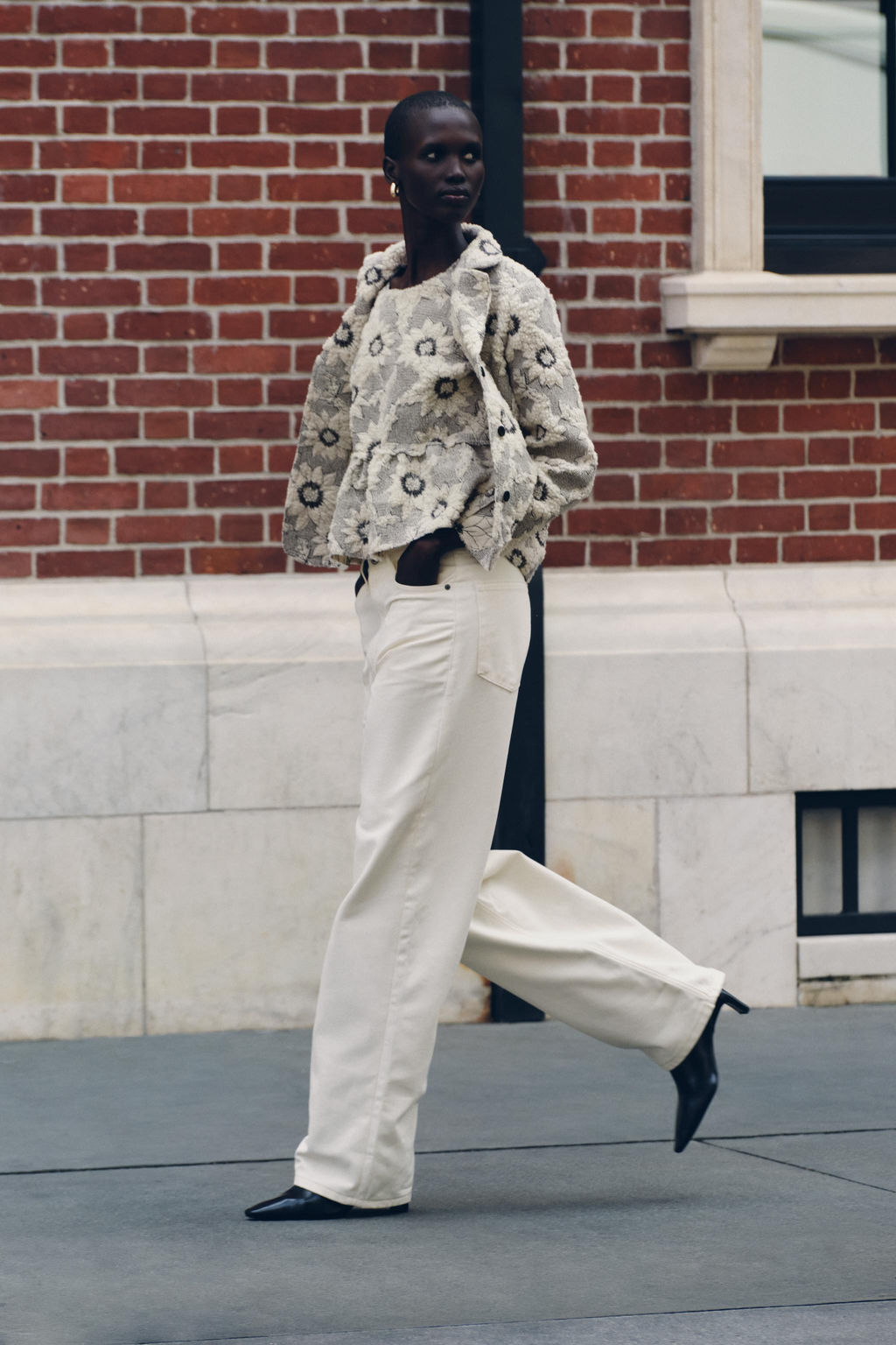 FLORAL TEXTURED KNIT BLAZER - Zara фото 3