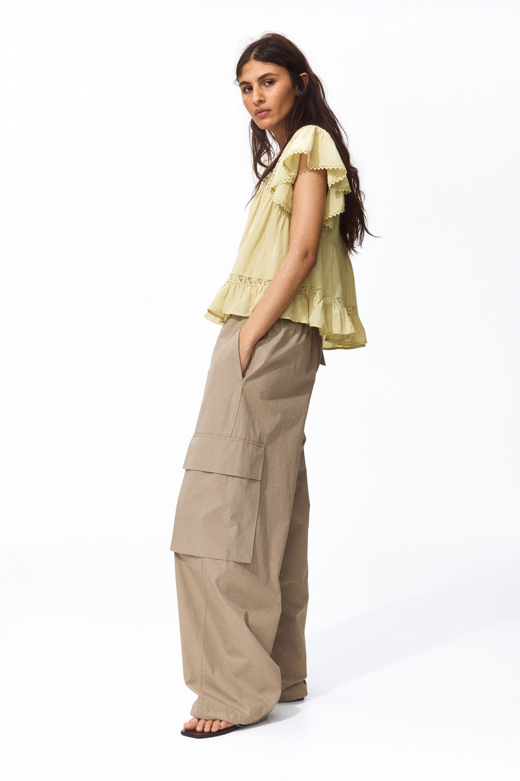 Blusa con inserciones de encaje - H&m фото 8