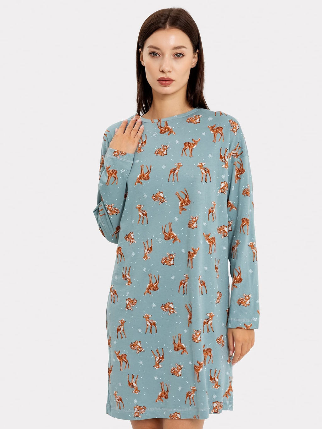 Сорочка ночная женская зеленая с принтом в виде милых оленей - Mark formelle фото 2