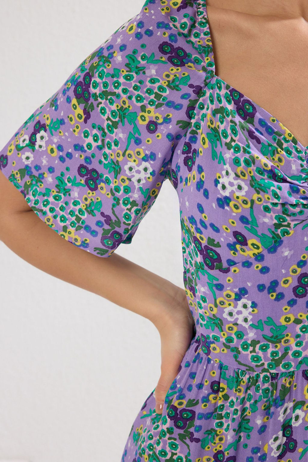 TRENDYOLMILLA Mor A Kesim Balon Kollu Cicek Desenli Midi Dokuma Elbise TWOSS20EL2323  фото 3