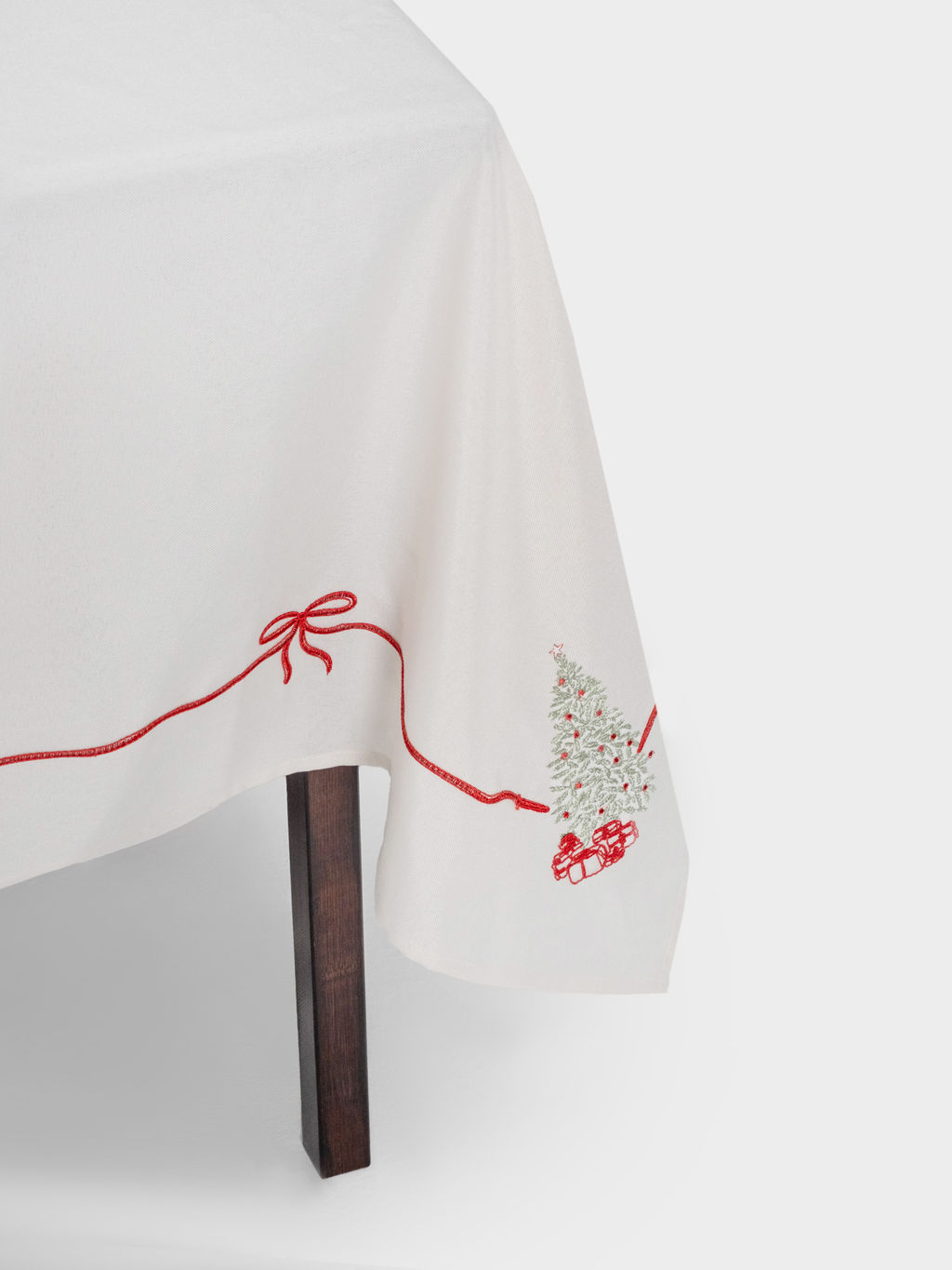 Скатерть, 160х160 см, полиэстер, бежевая, Елка с подарками, Festival - Anna lafarg фото 2