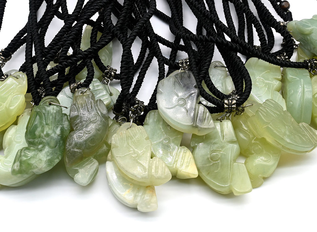 Подвеска из нефрита Слоник на шнурке 48-62см - Радуга камня фото 4