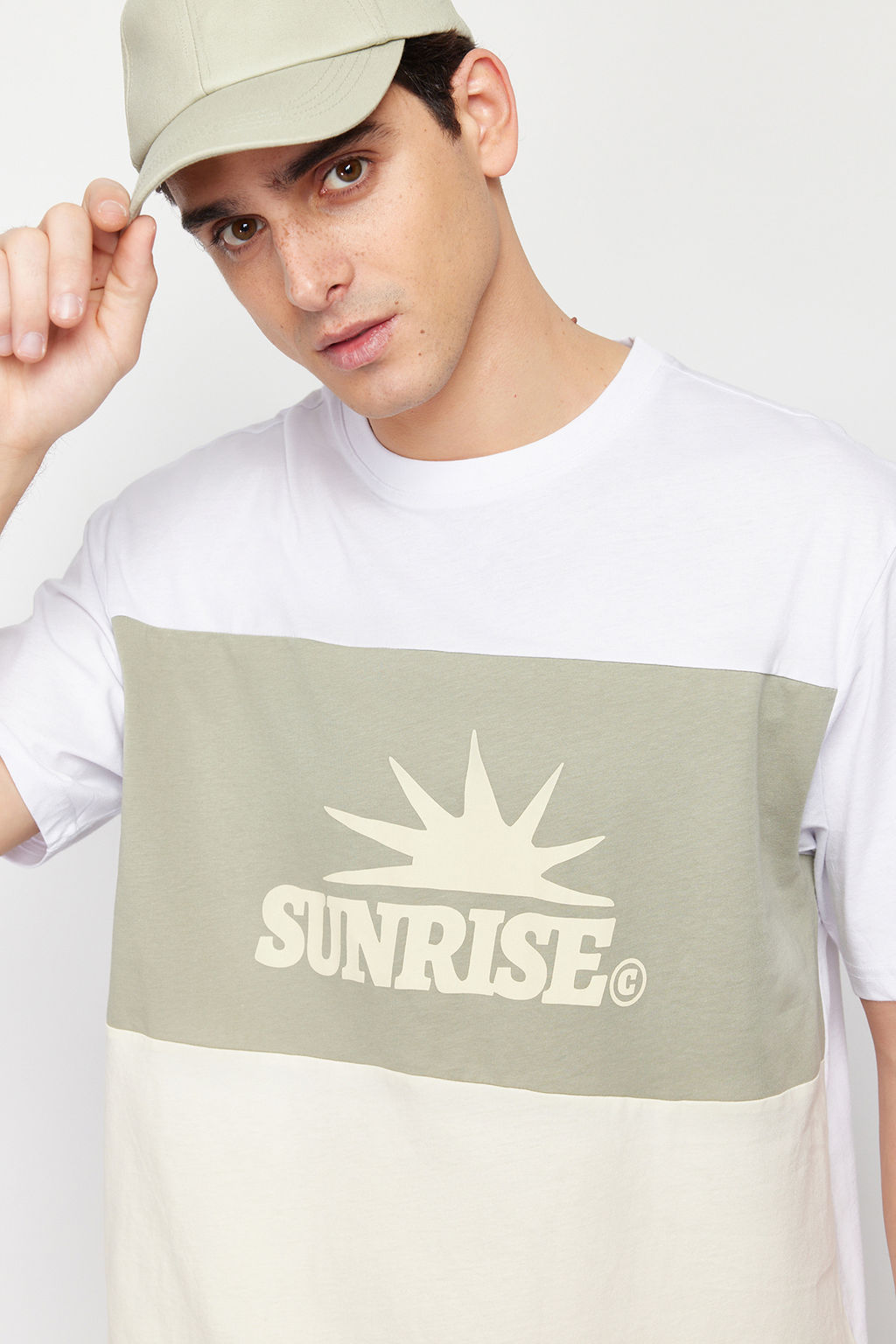 Siyah Oversize/Genis Kesim Yaz? Bask?l? Renk Bloklu %100 Pamuklu K?sa Kol T-Shirt TMNSS24TS00129 - Trendyolmilla фото 11