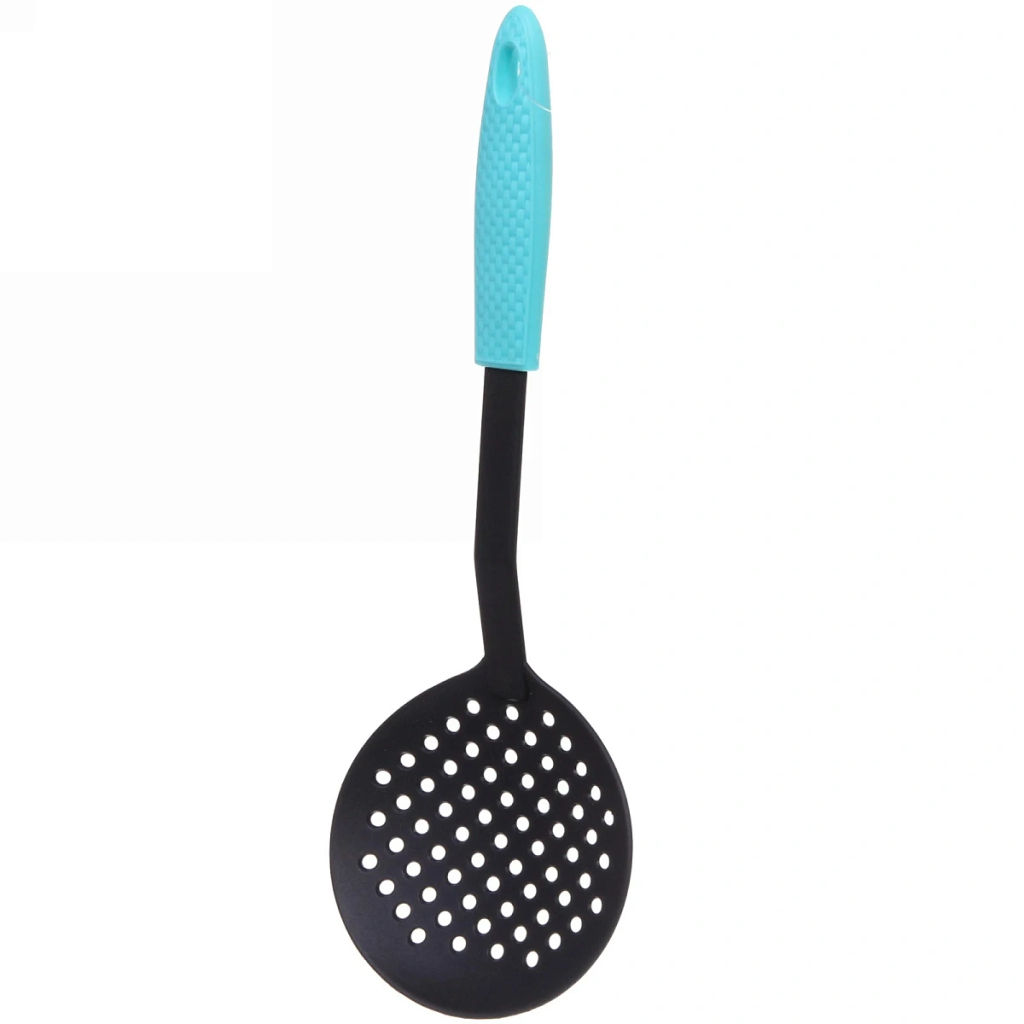 Цена за 5 шт. Шумовка кухонная пластиковая "Гурман"