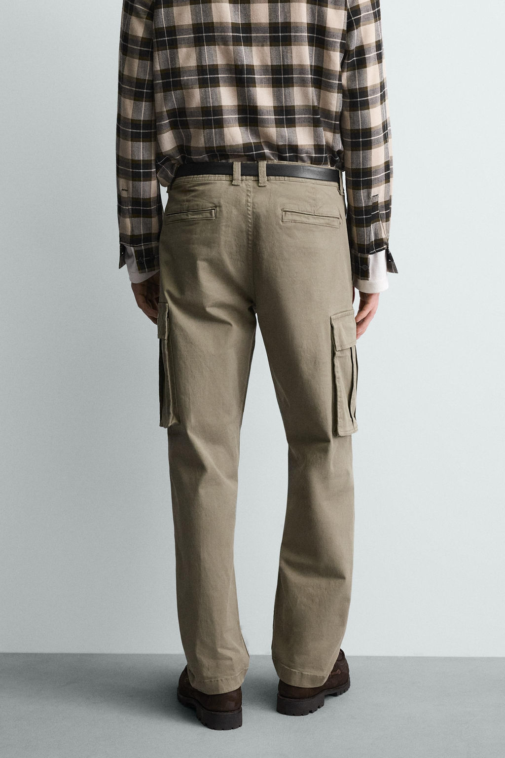 RELAXED FIT CARGO TROUSERS - Zara фото 20