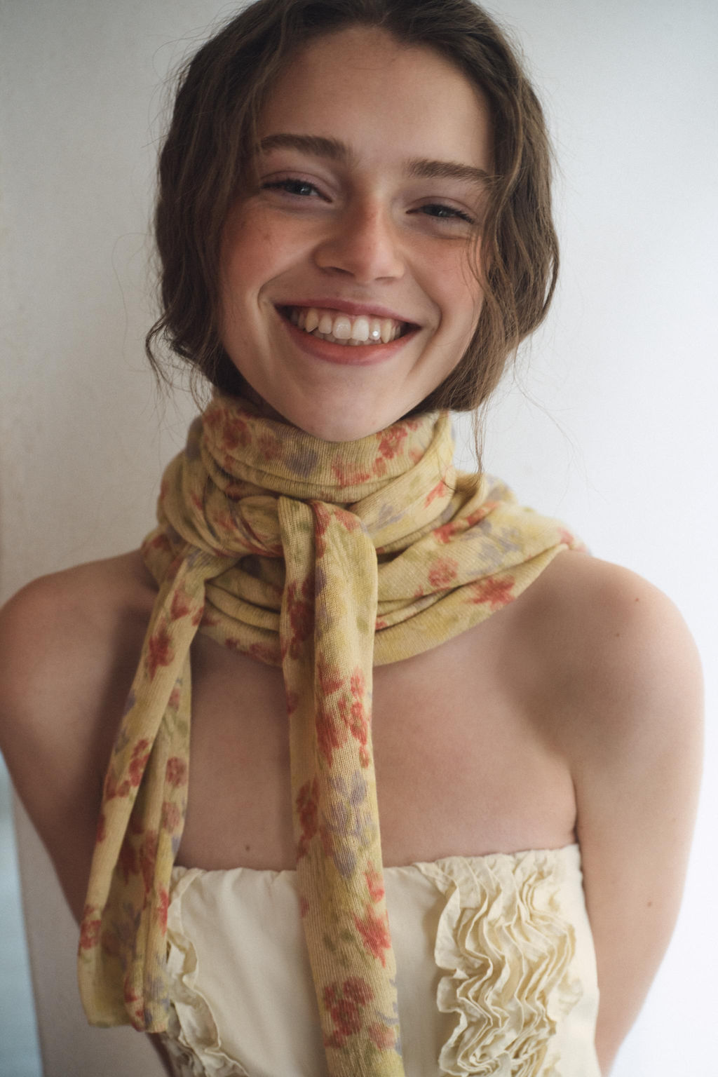 VESTIDO MIDI VOLANTES RELIEVE / Marfil - Zara фото 5