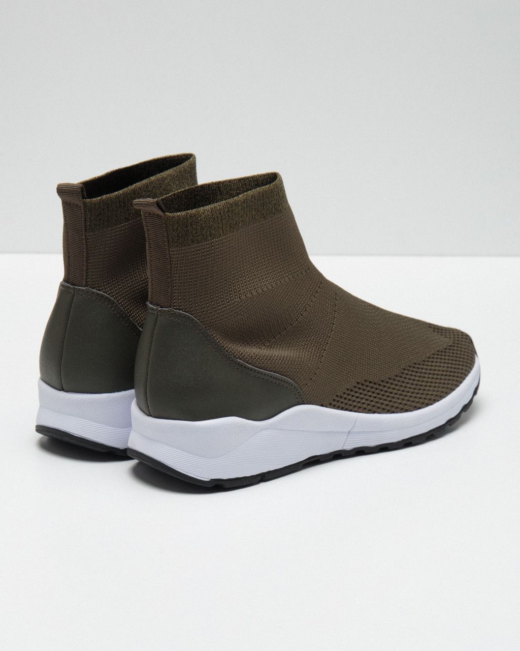 Кроссовки жен. - Incity фото 3