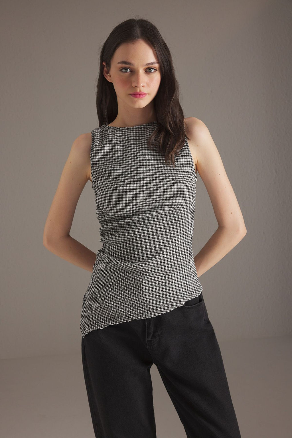 Trendyolmilla Siyah Poti Kare Fitted/Vucuda Oturan Esnek Orme Bluz TWOSS25BZ00261