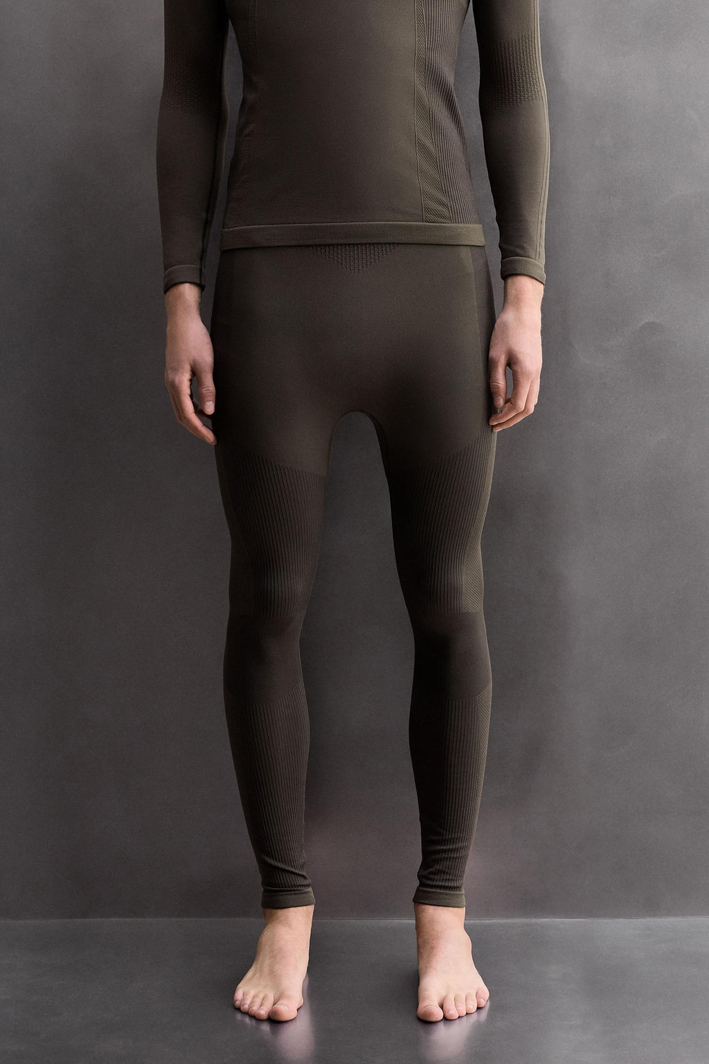 FIRST LAYER COMPRESSION SKI LEGGINGS - Zara фото 19