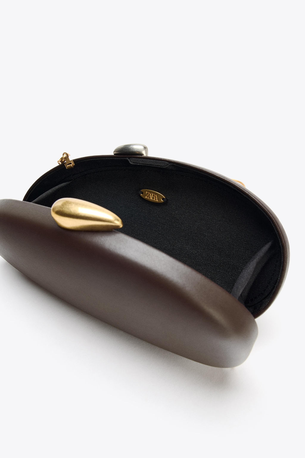 METALLIC CLOSURE CLUTCH - Zara фото 5