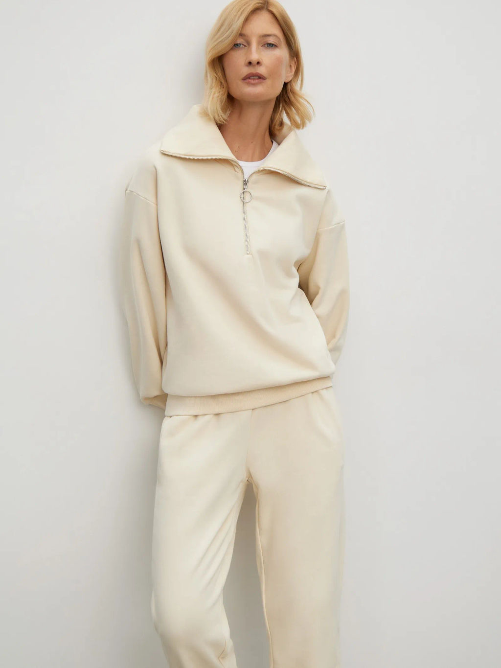 ЕМКА / Брюки из трикотажа - Emka фото 2