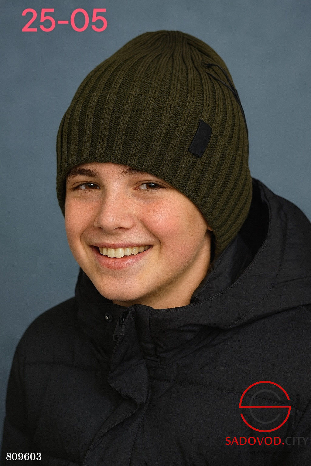 Шапки для зимы, внутри подкладка на флисе