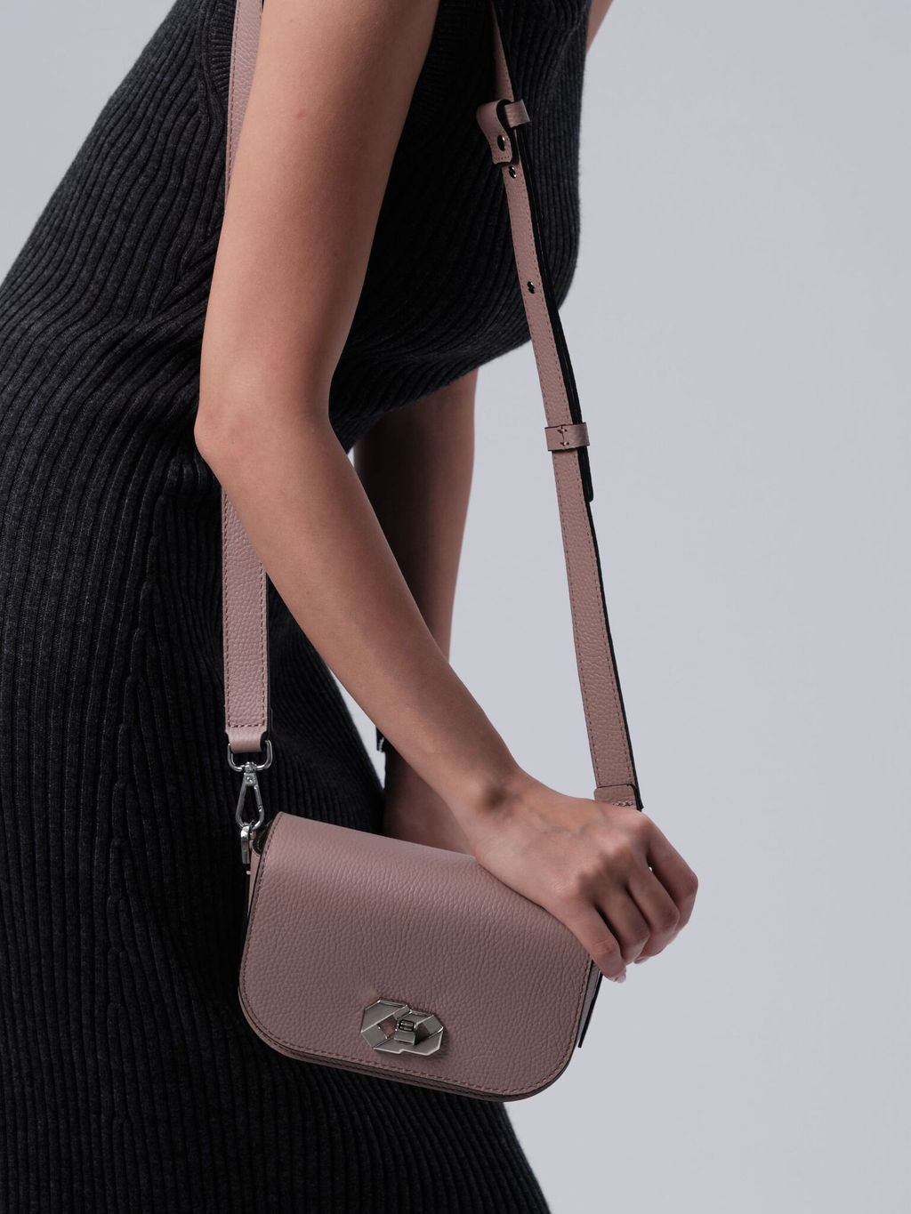 Сумка кросс-боди Deboro 30879 фруктовый мусс