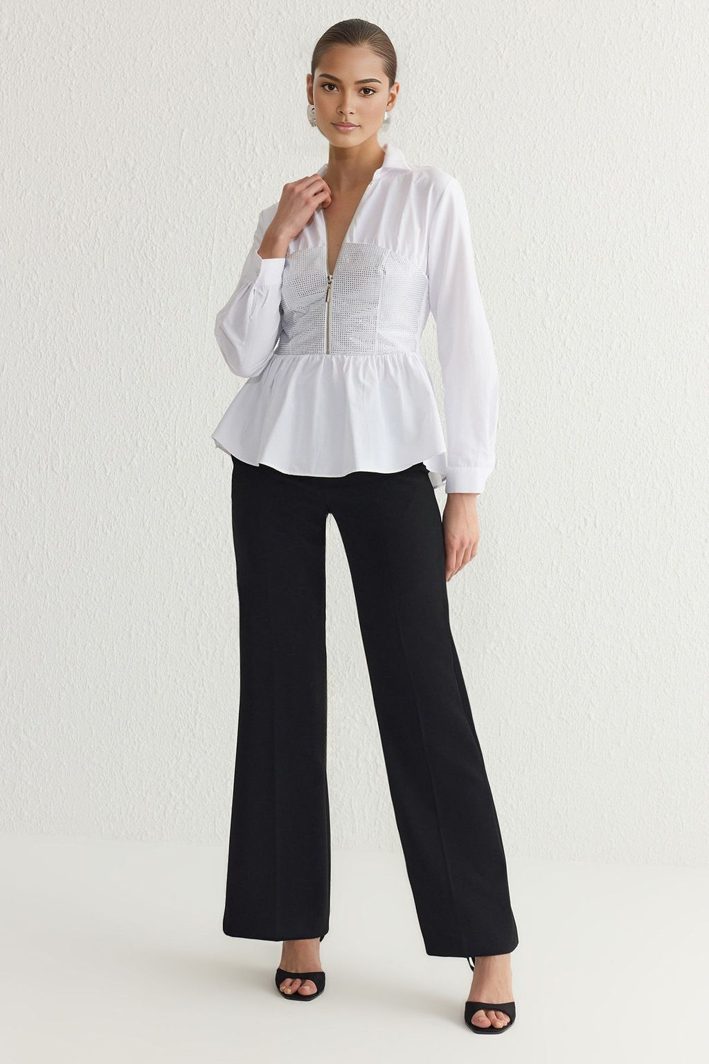 Beyaz Parlak Tas Bask?l? Fermuarl? Poplin Dokuma Gomlek TPRSS25GO00001 - Trendyolmilla фото 2