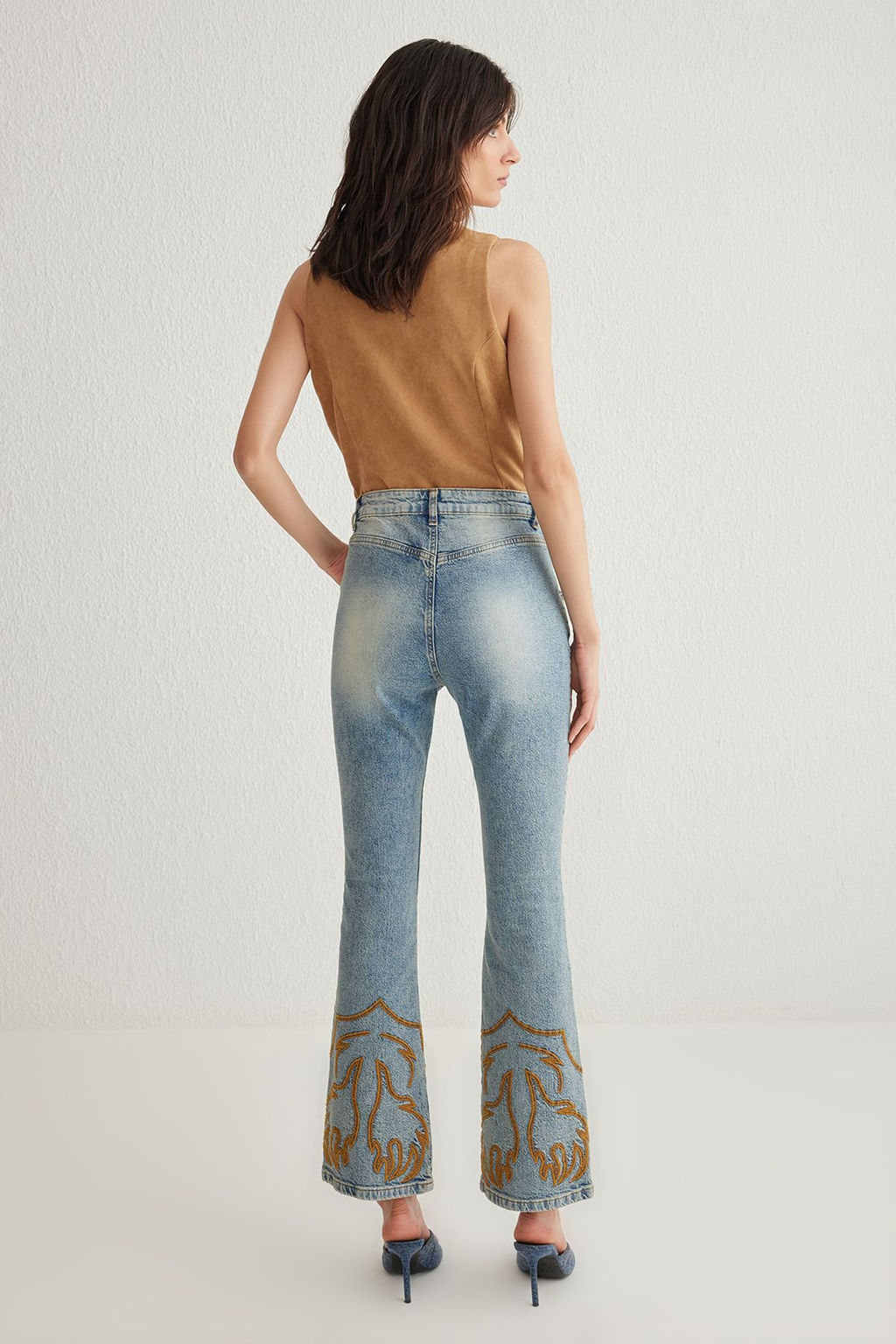 Mavi Nak?sl? Yuksek Bel Flare Jeans TWOSS25JE00011 - Trendyolmilla фото 5