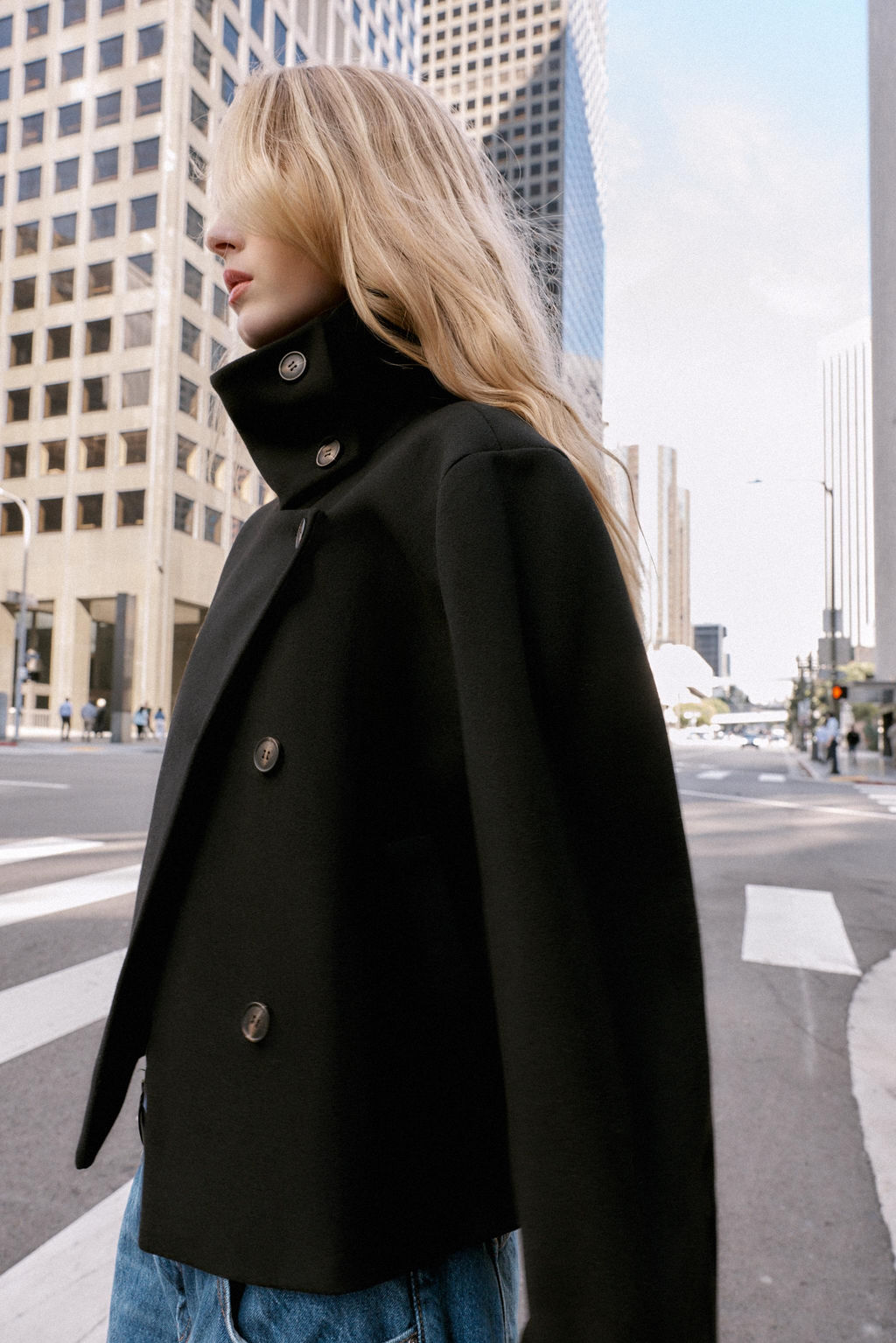 SHORT COAT WITH HIGH COLLAR - Zara фото 16