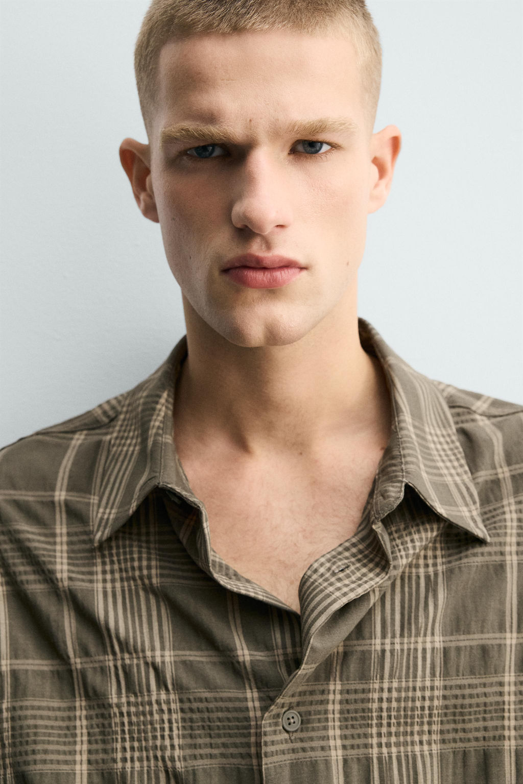 CAMISA FLUIDA CUADROS / Khaki - Zara фото 5