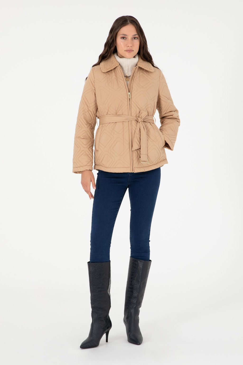 Женское пальто светло-коричневого цвета Неожиданная скидка в корзине