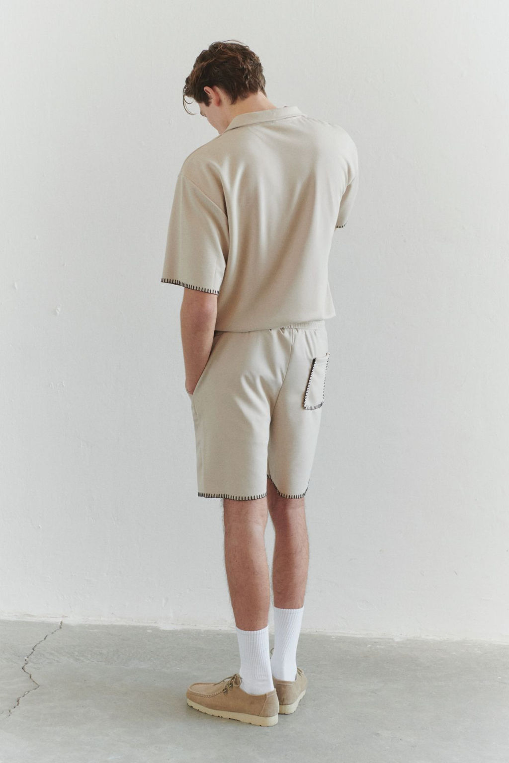 TRENDYOL MAN Limited Edition Tas Oversize/Genis Kesim Kontrast Dikis Detayl? Polo Yaka T-shirt TMNSS25PO00009 - Trendyolmilla фото 2