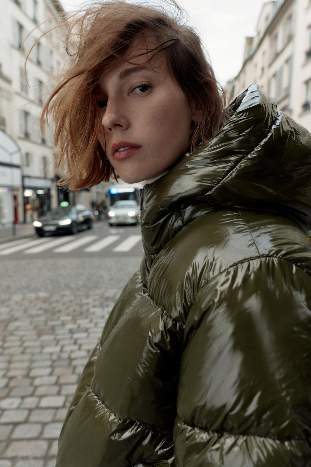 ANORAK EFECTO BRILLANTE WATER REPELLENT WINDPROOF / Khaki - Zara фото 5