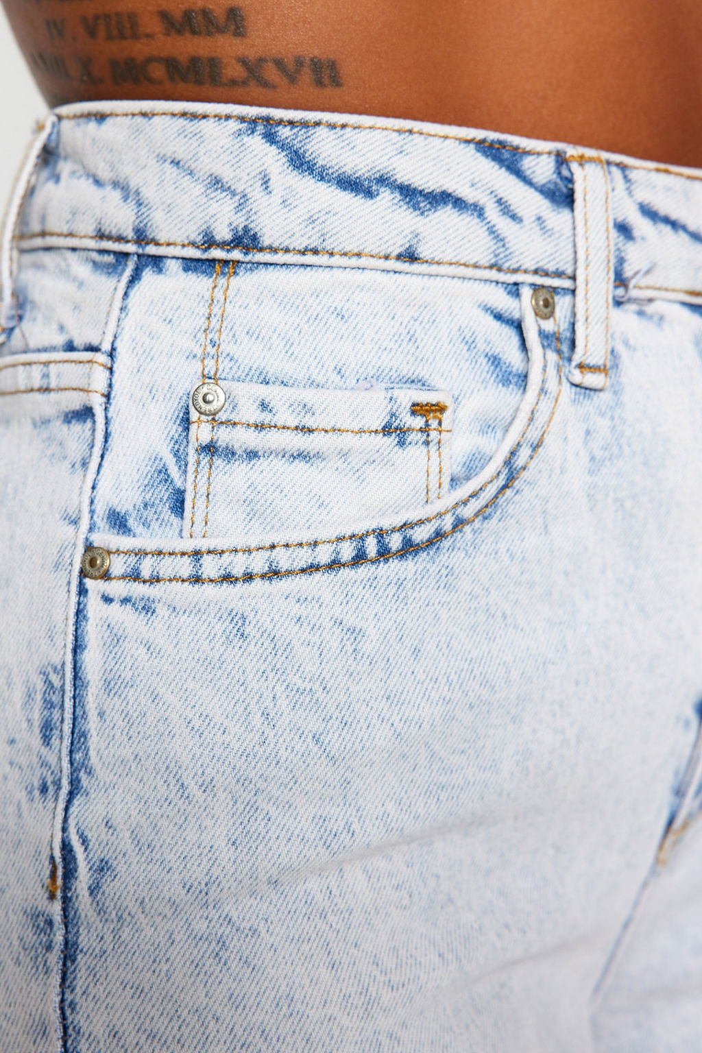 TRENDYOLMILLA Siyah Y?rtmacl? Yuksek Bel Flare Jeans TWOAW22JE0382  фото 40