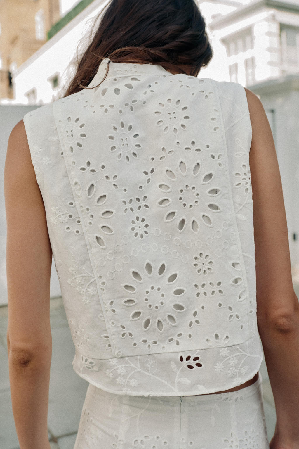 CUERPO BORDADOS BOTONES JOYA / Blanco - Zara фото 5