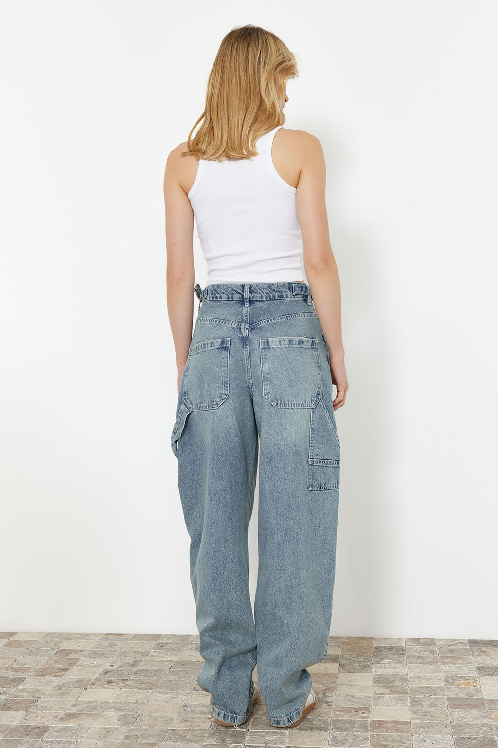 TRENDYOLMILLA Koyu Mavi More Sustainable Y?kama Efektli Bol Kesim Yuksek Bel Carpenter Skater Jeans TWOAW24JE00308  фото 6
