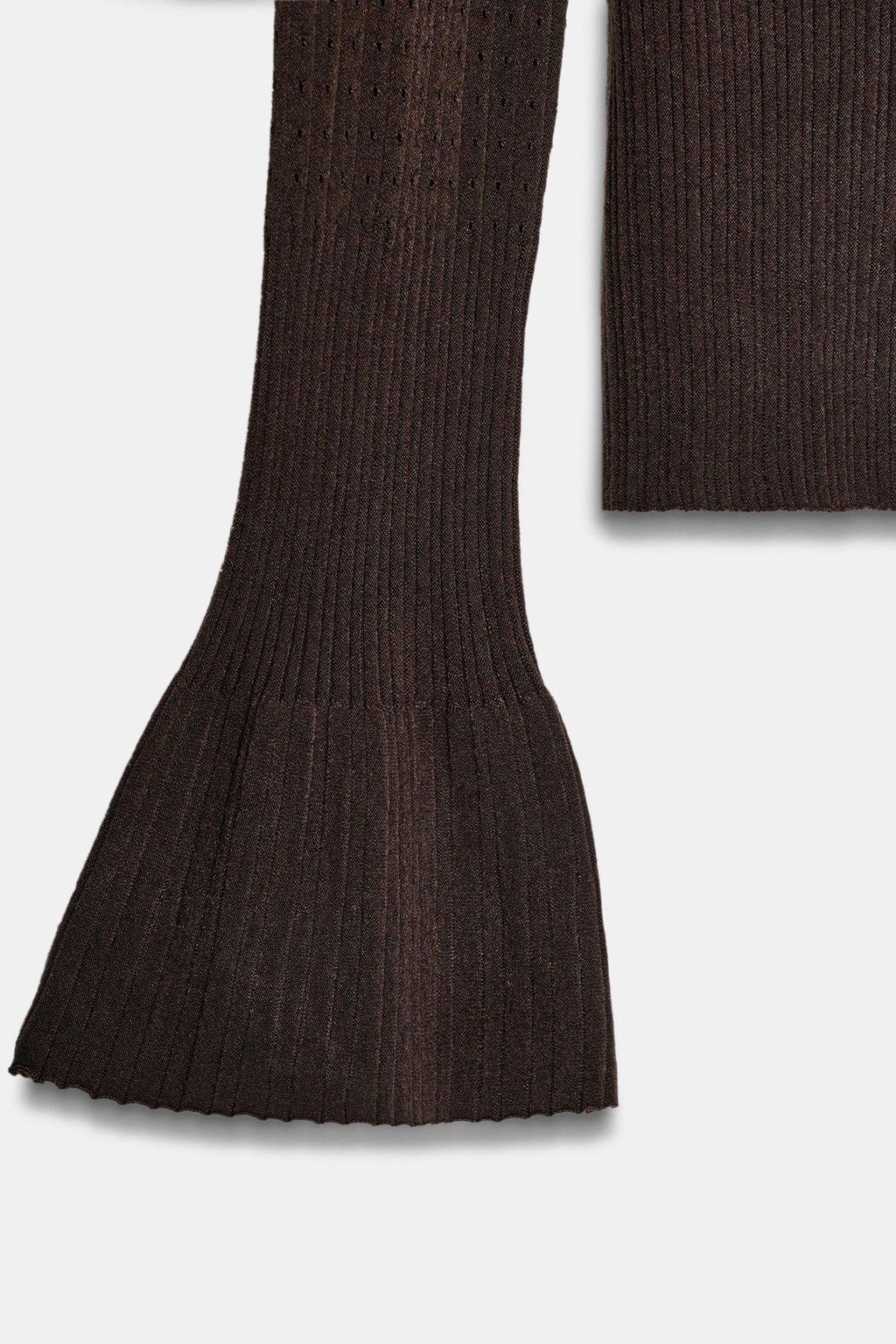 FITTED KNIT JUMPER WITH FLARED SLEEVES - Zara фото 5