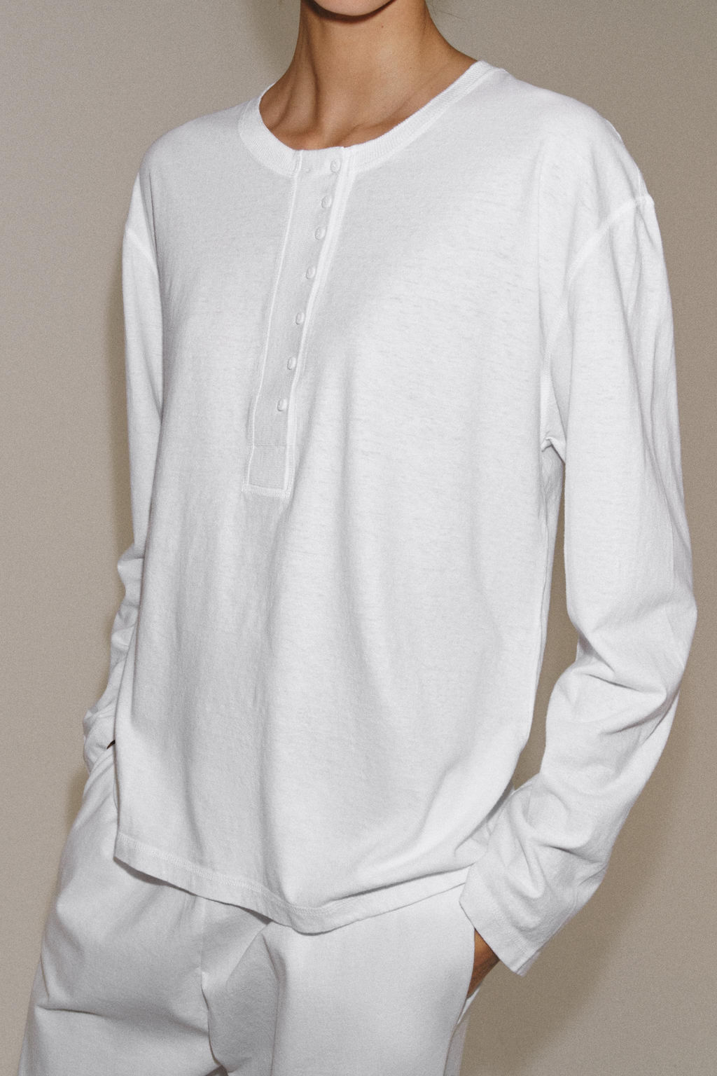 CAMISETA CUELLO PANADERO CON LINO / Blanco