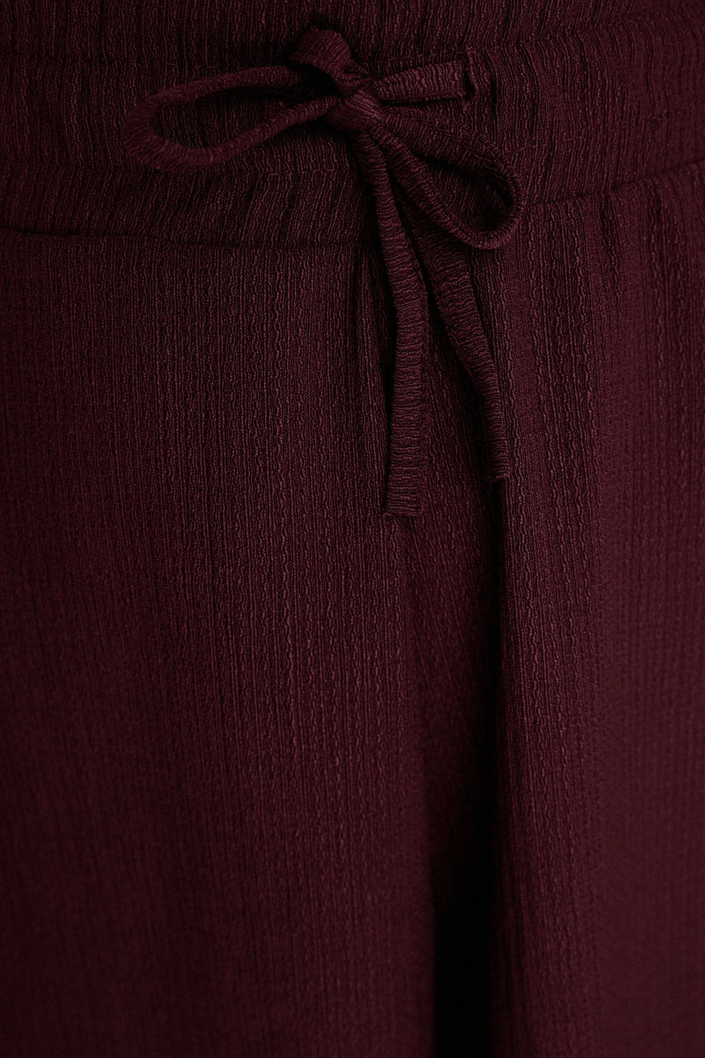 Bordo Rahat Kesim Normal Bel Burumcuk/Dokulu Orme Sort TWOSS22SR0212