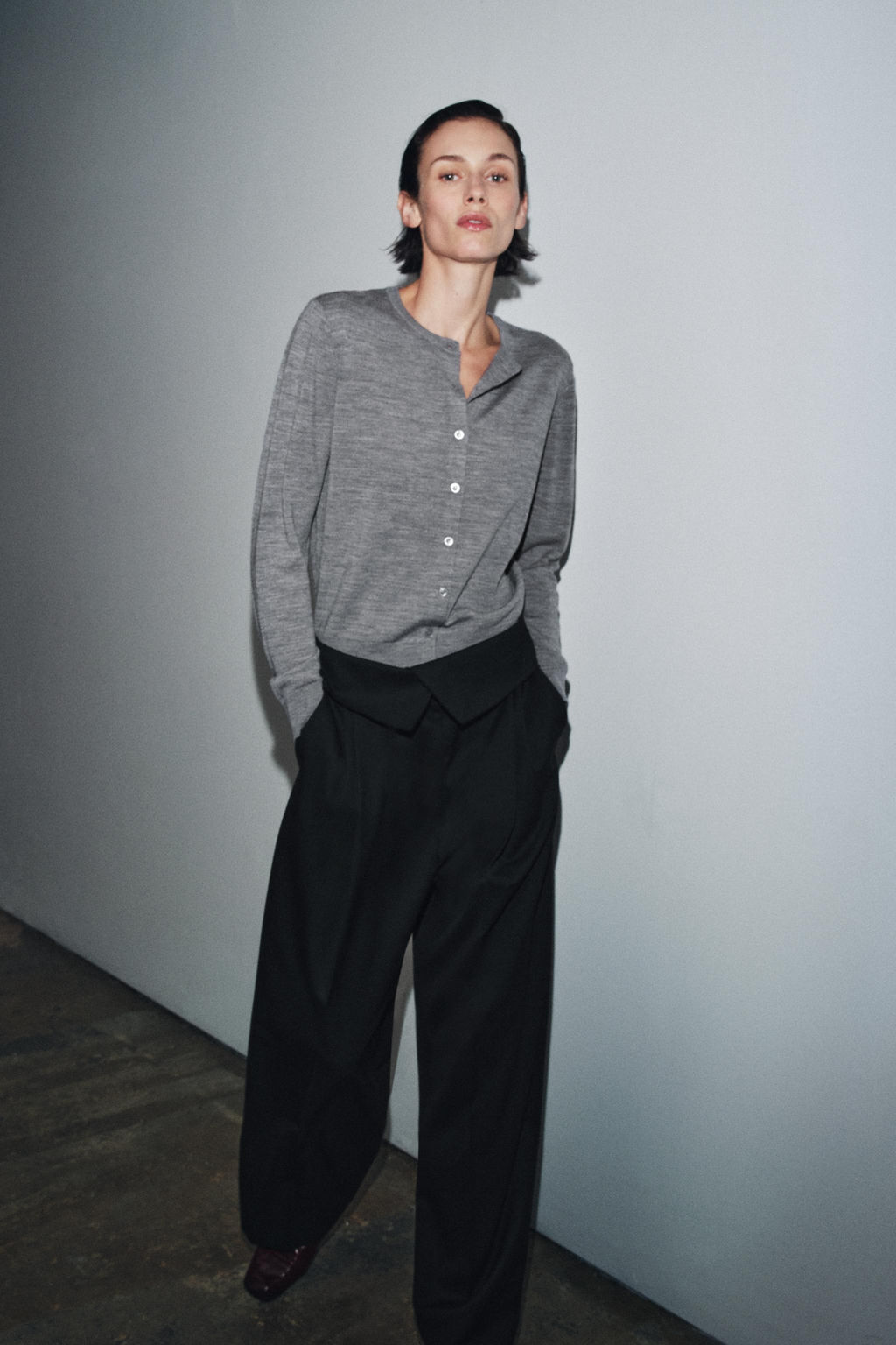 100% WOOL PLAIN KNIT CARDIGAN - Zara фото 4