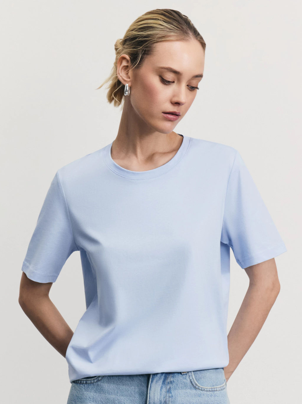 Базовая футболка из хлопка / Zarina