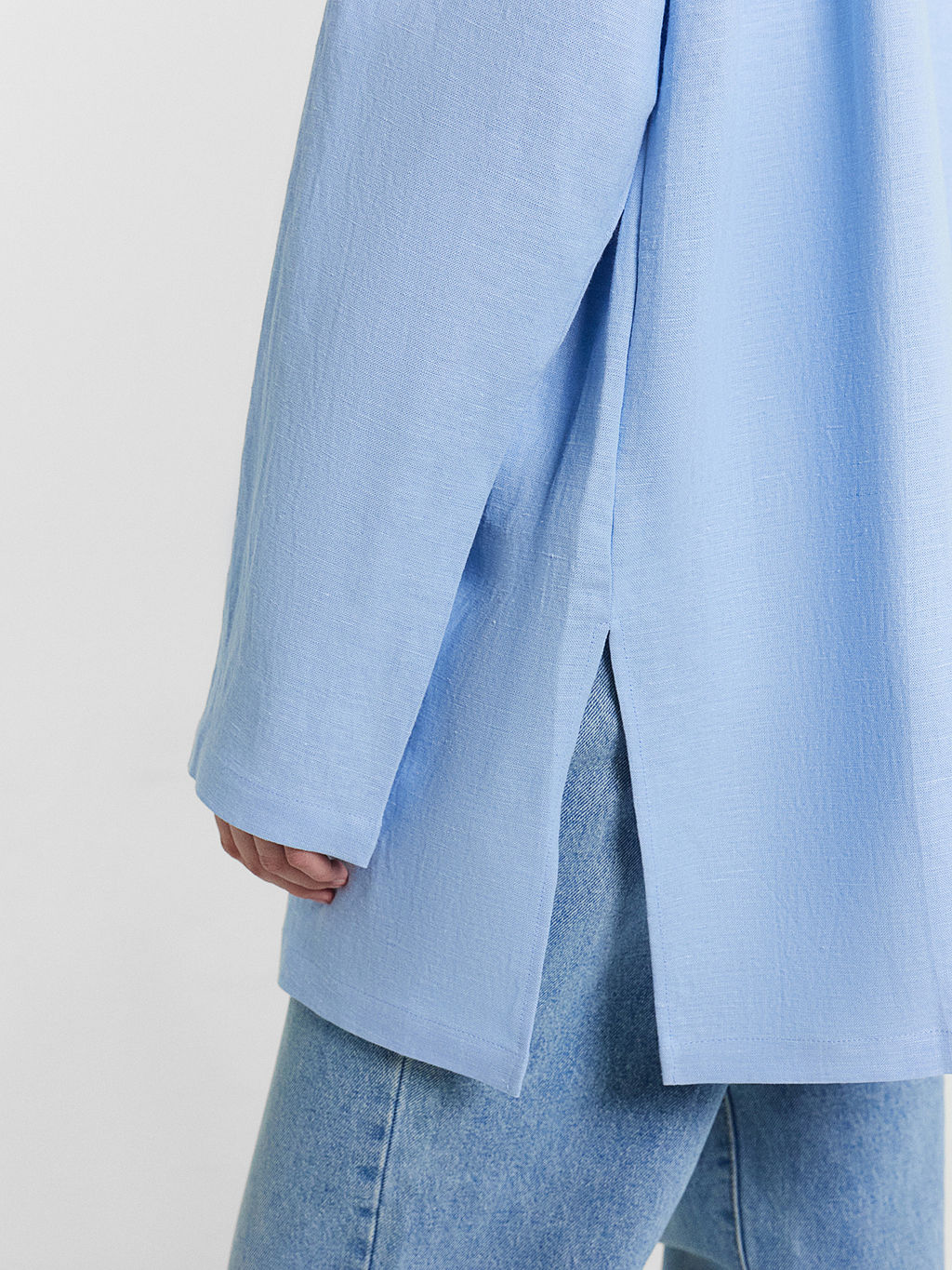 Рубашка женская голубая