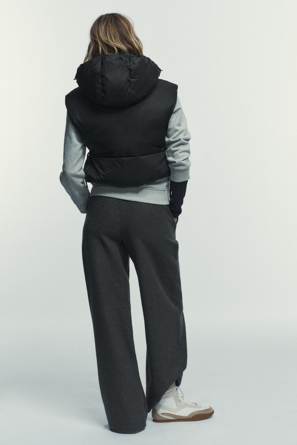 FEATHER AND DOWN GILET WITH TIES