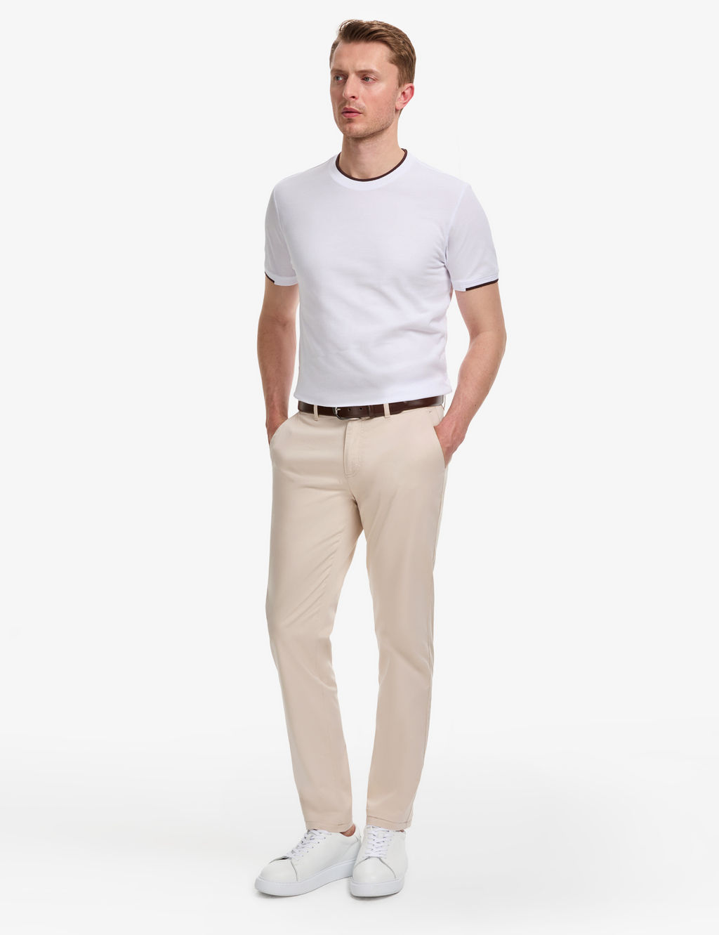 Beyaz Slim Fit %100 Pamuk Bisiklet Yaka Ti__rt
