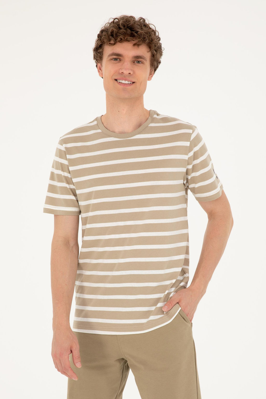 Мужская футболка светло-хаки Неожиданная скидка в корзине - U.s. polo assn фото 3