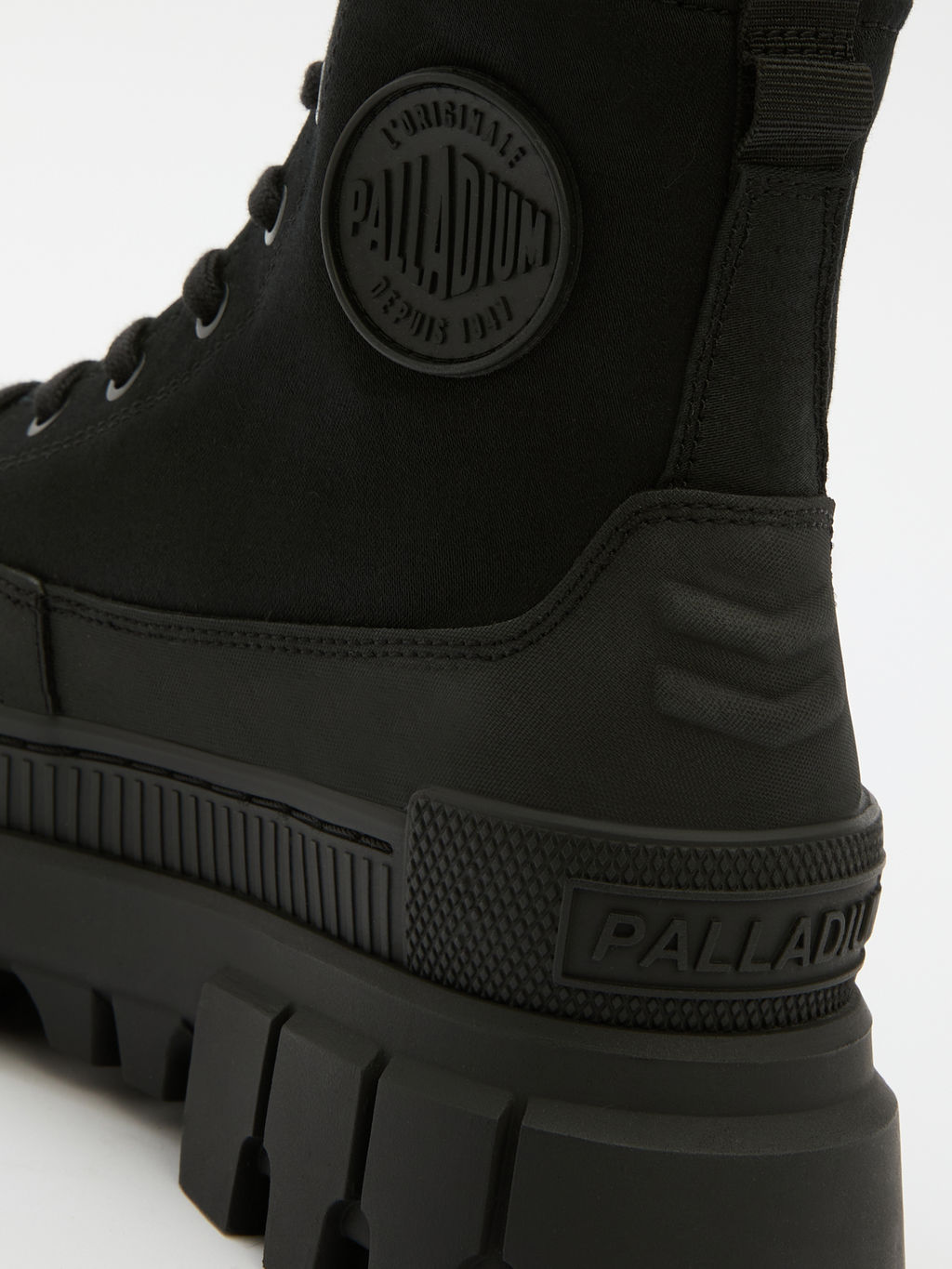 Женские ботинки PALLADIUM REVOLT BOOT ZIP TX