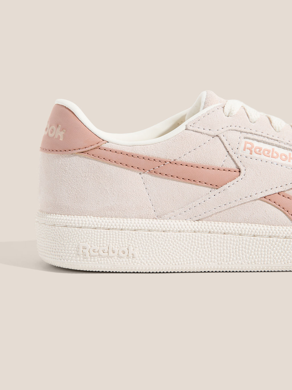 Женские кеды REEBOK CLUB C GROUNDS UK Артикул 4493649, бледно-серый