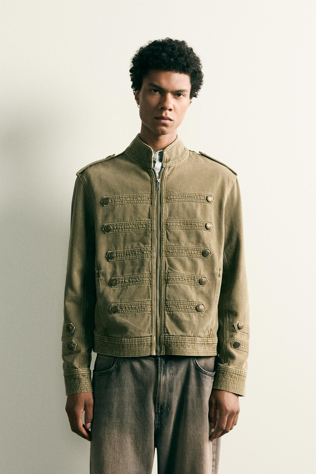 CHAQUETA DENIM CROPPED FIT BOTONES / Khaki - Zara фото 2
