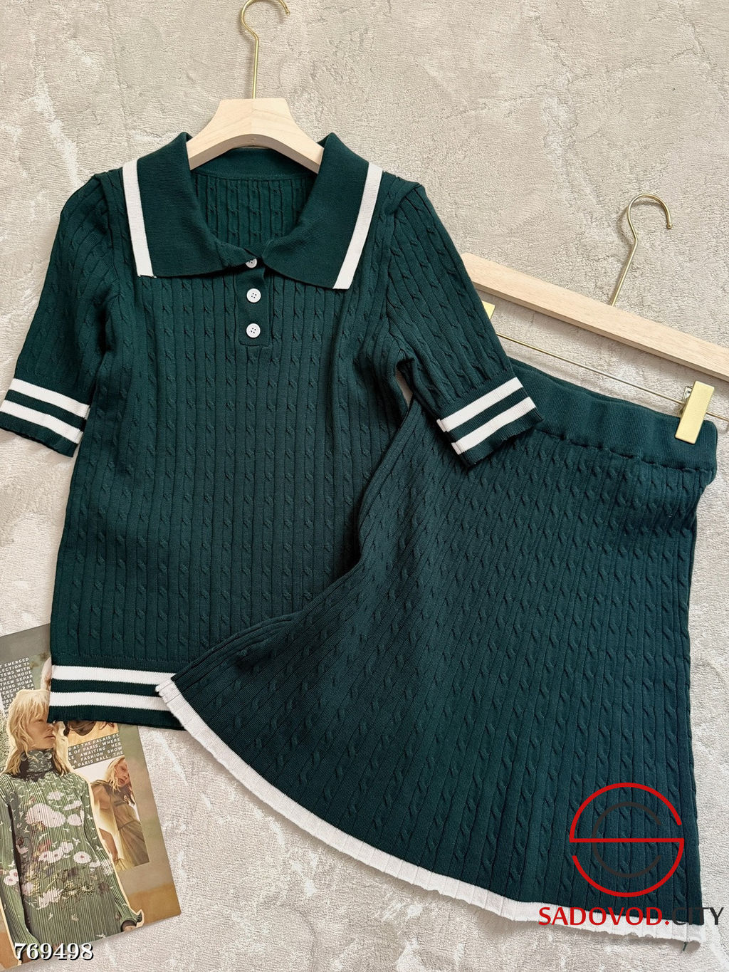 Костюм из тонкого трикотажа