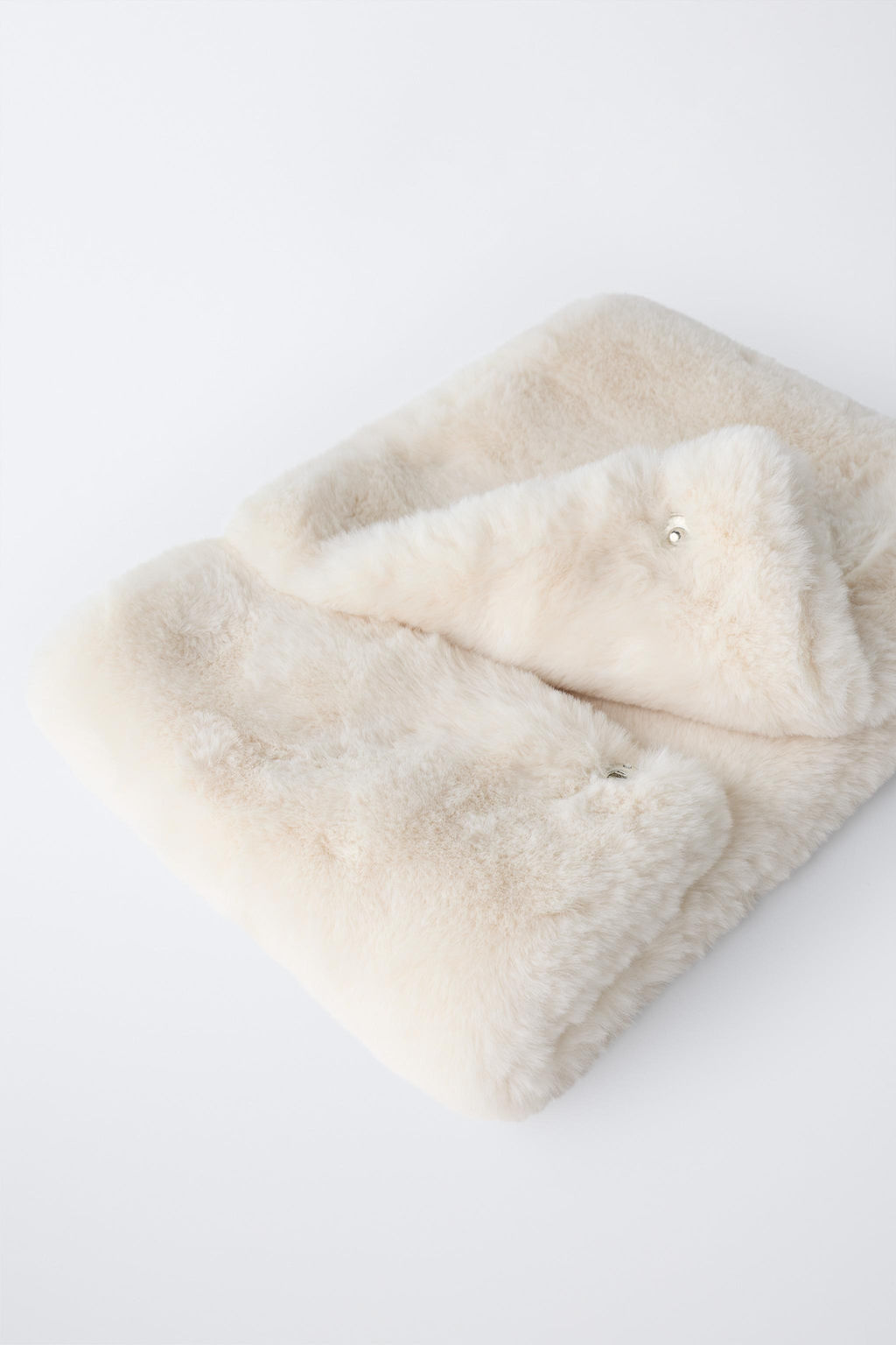 FAUX FUR COLLAR - Zara фото 3