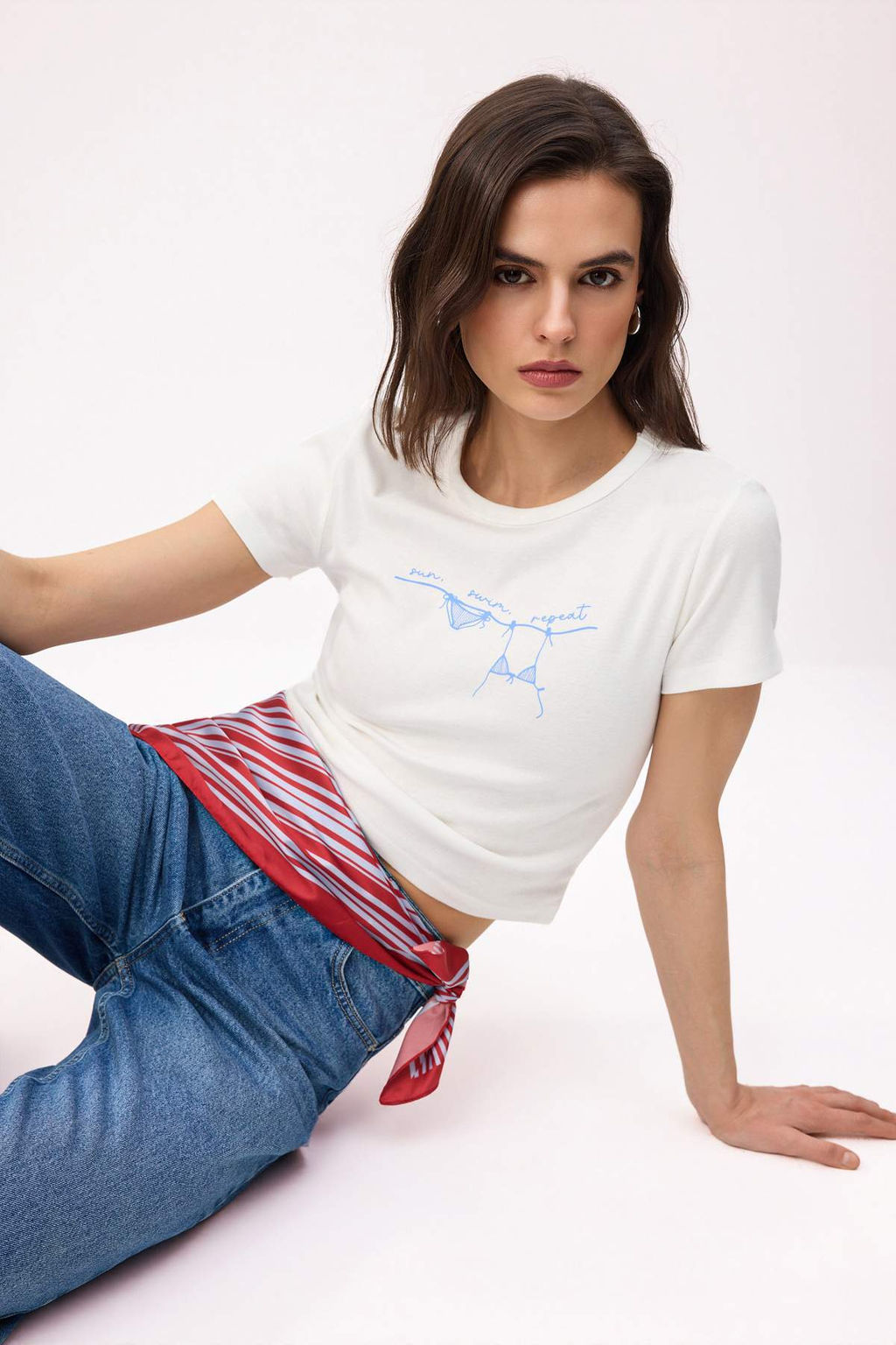 Tas Bask?l? Fitted/Vucuda Oturan K?sa Kollu Pamuk Ribana Orme T-Shirt TWOSS26TS00127 - Trendyolmilla фото 6