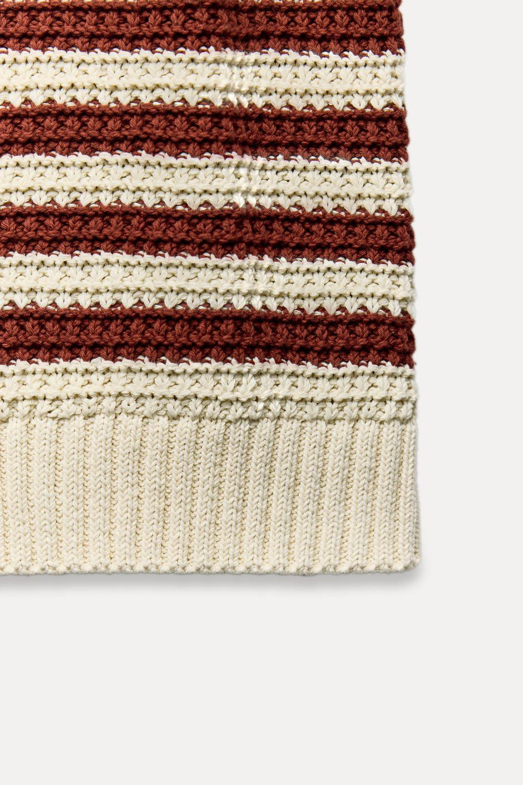 SLEEVELESS KNIT TOP WITH GOLD BUTTONS - Zara фото 8