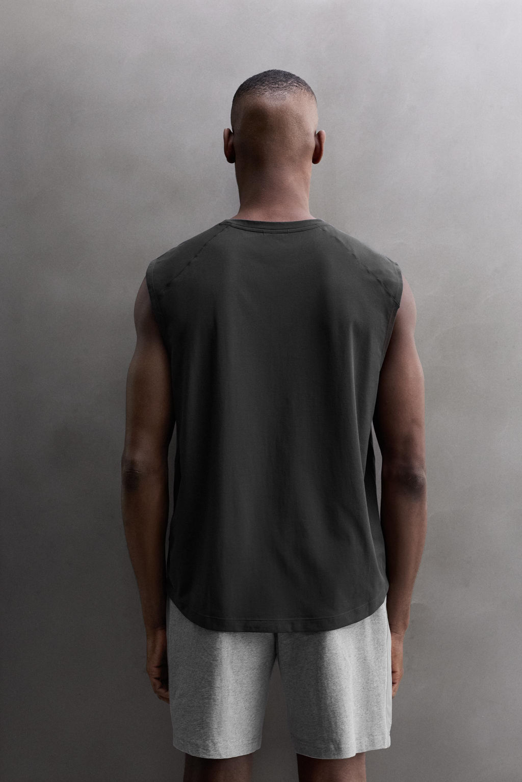 CAMISETA TANK T?CNICA / Gris antracita - Zara фото 3