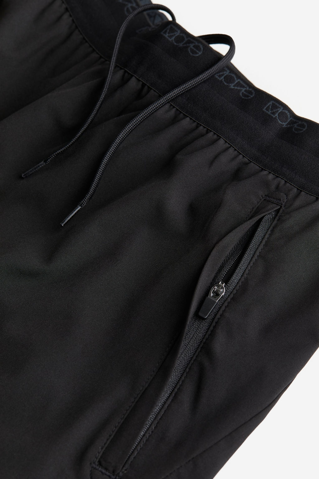 Pantalon corto a media pierna en DryMove - H&m фото 12