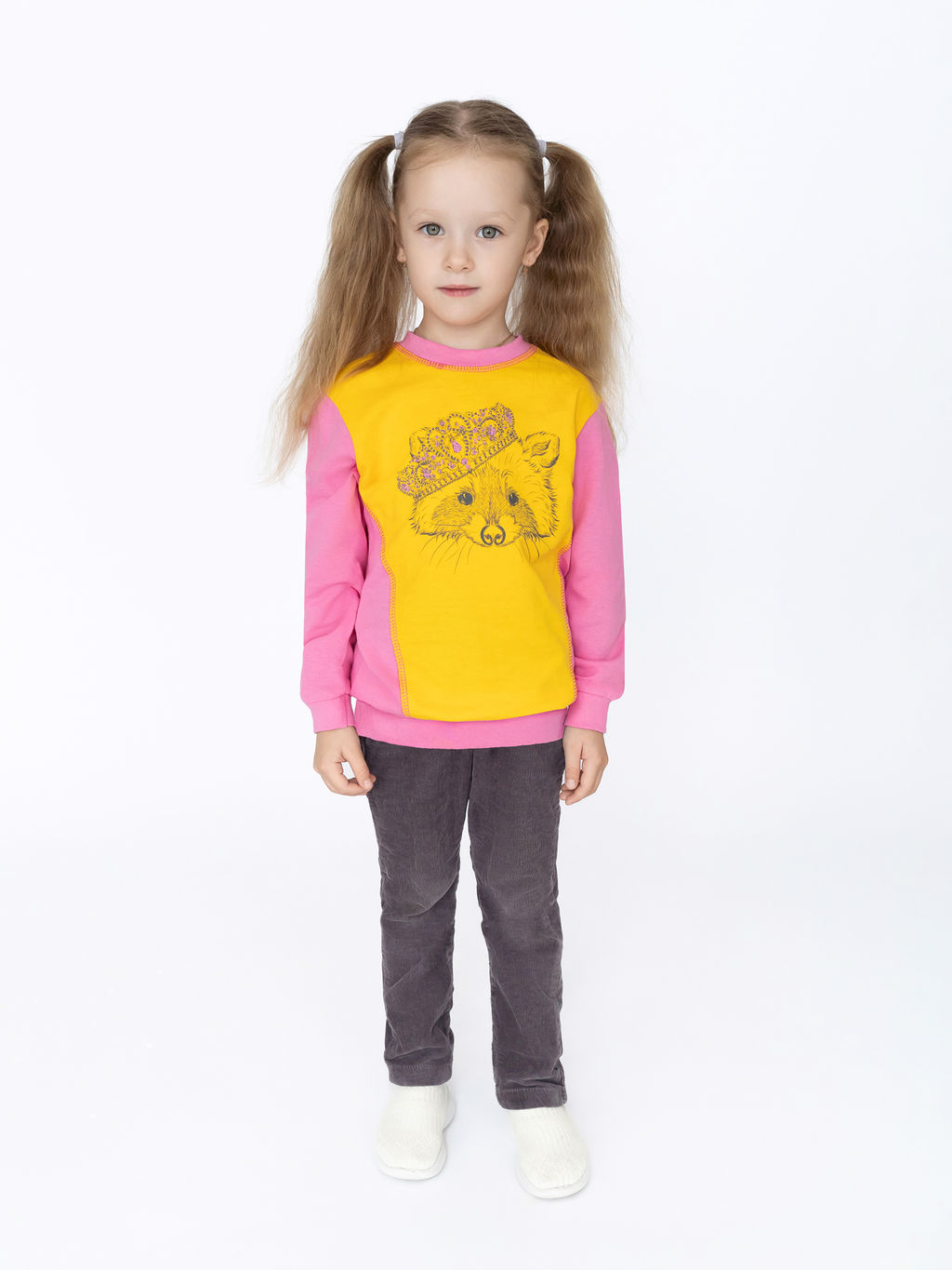 Джемпер детский розовыйжелтый принт енот